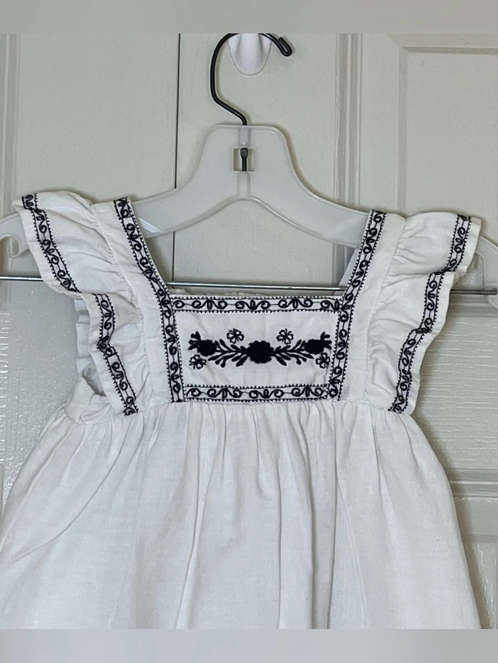 Old Navy lightweight white